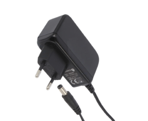 Zasilacz wtyczkowy 12V/1.2A/14,4W, czarny, adapter wertykalny, gniazdo AC:CEE7/16. wtyk DC:2.1/5.5(+)